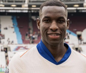 博鱼体育官方入口-德天空：雅克松加盟拜仁的交易目前处于搁置状态，但并未取消